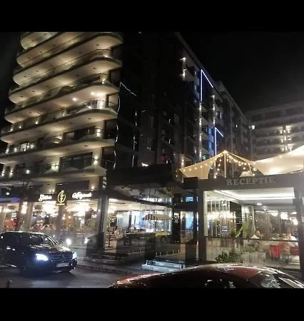 Mamaia Nord Roxana, Prima Linie, 10 Metri Distanta De Plaja, Cu La Mare *
